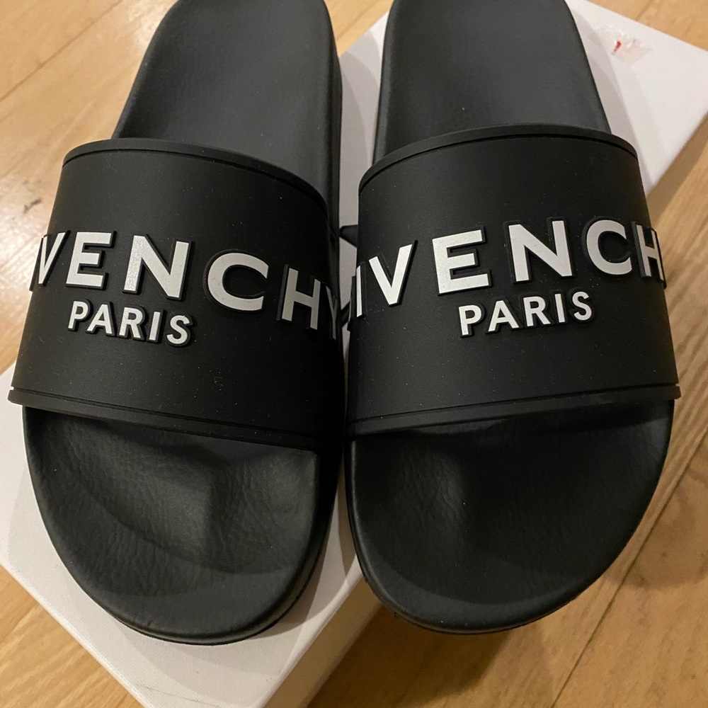 MENS GIVENCHY SLIDES